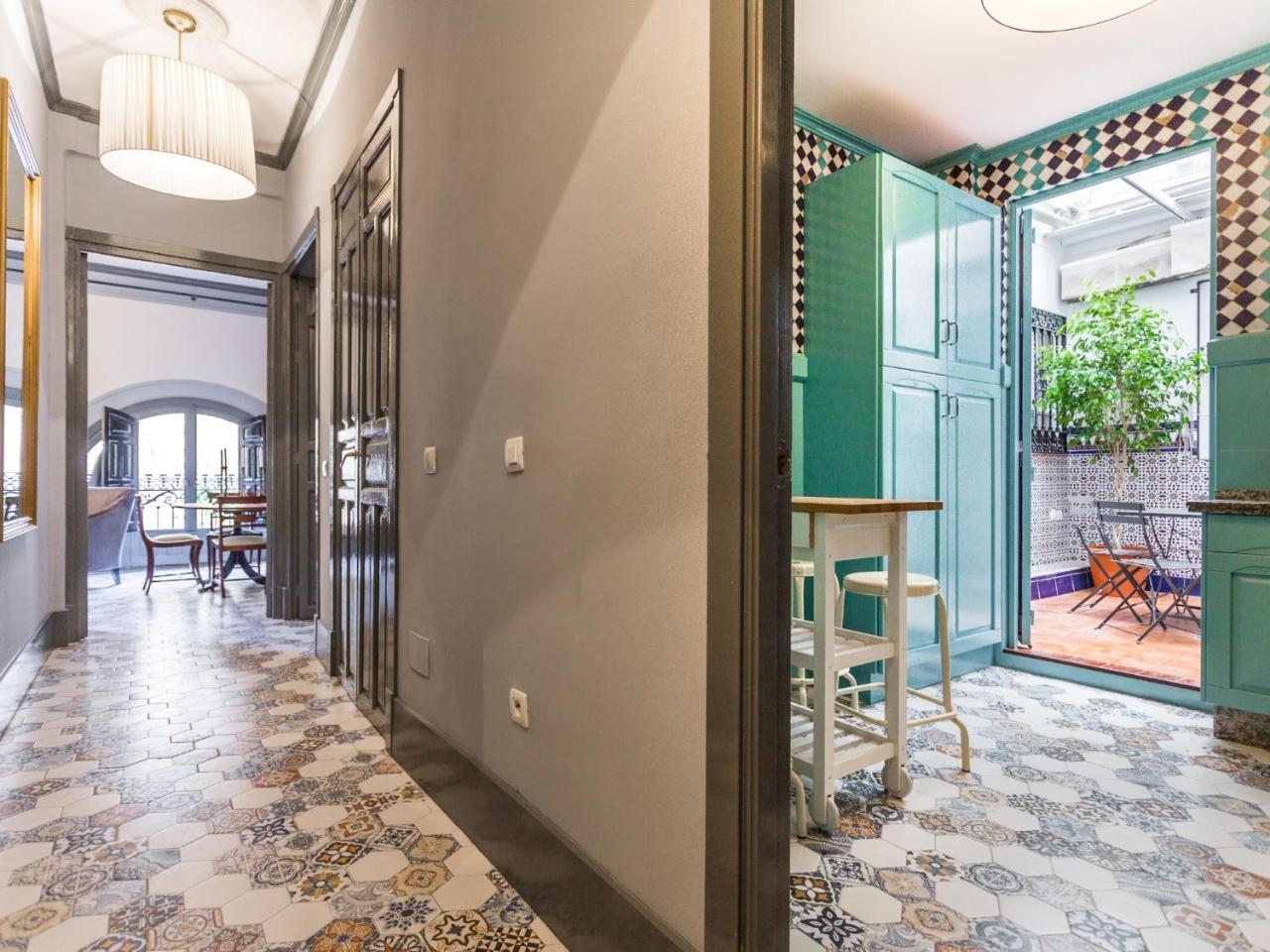 Apartamento Puerta de la victoria Sevilla Exterior foto